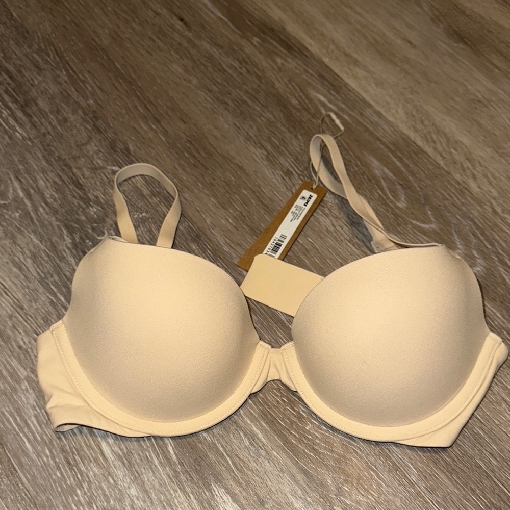 SKIMS Cream Full-Coverage Bra with Adjustable Straps